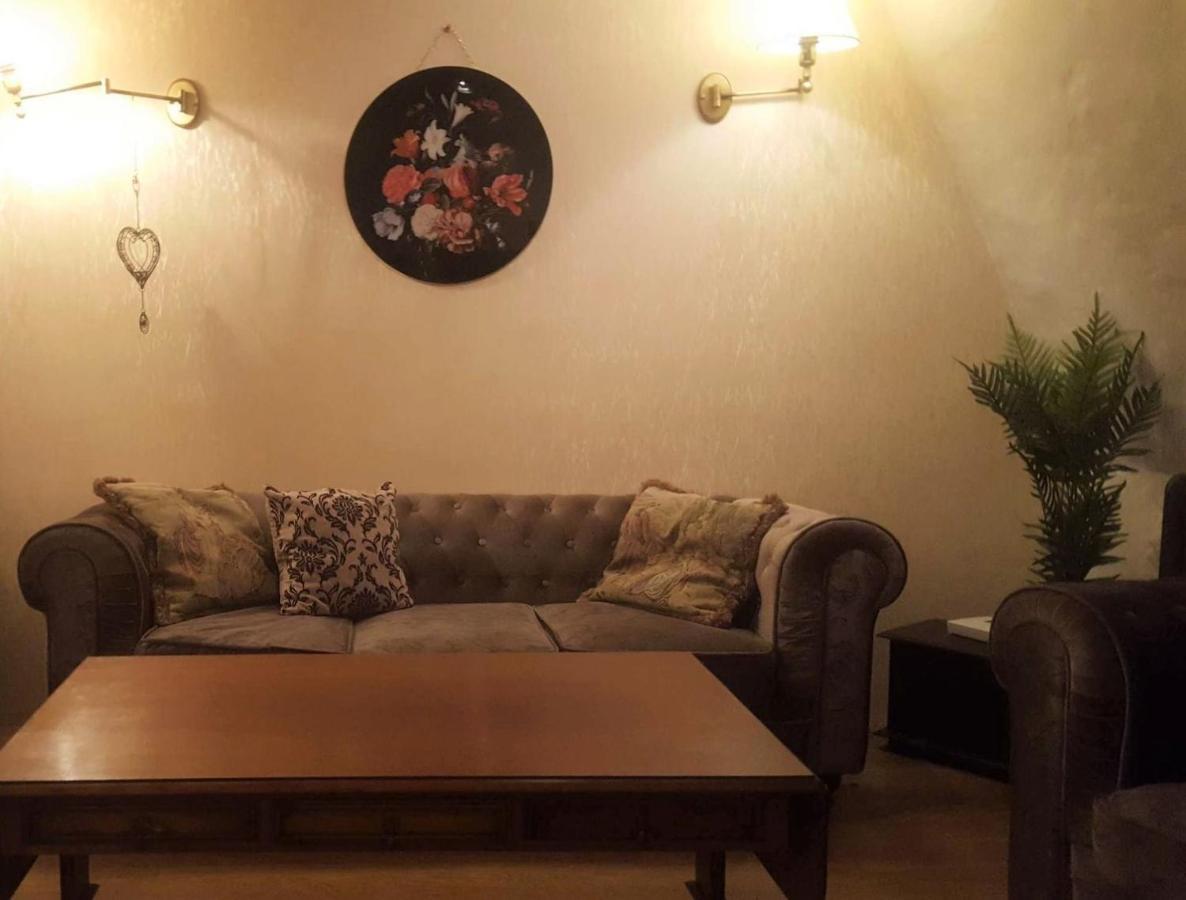 Cozy Old Town Historic House Apartment Талин Екстериор снимка